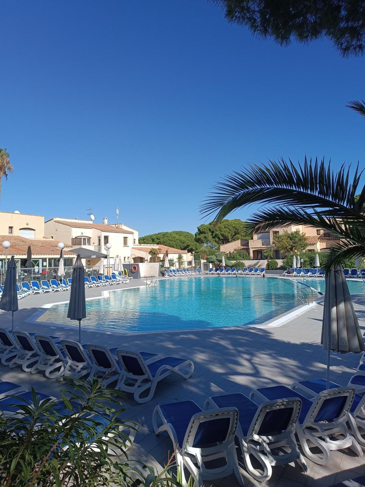 Studio Renove Dans Residence De Vacances Avec Grande Piscine Chauffee, Parking Et Terrasse آجد المظهر الخارجي الصورة